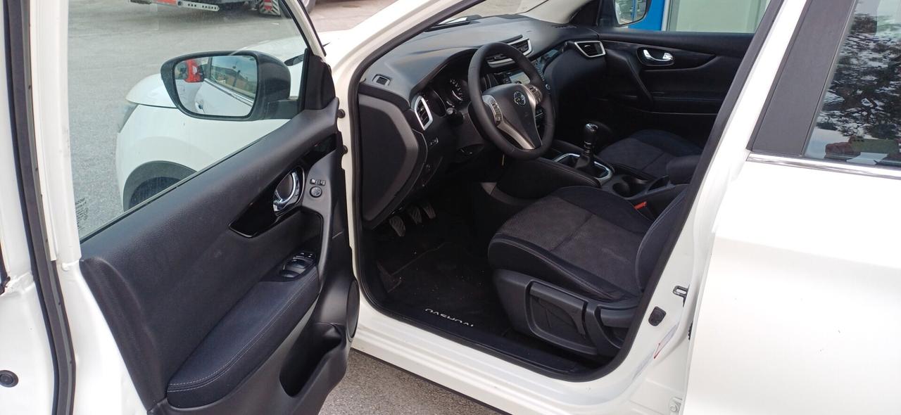 Nissan Qashqai 1.5 dCi Tekna