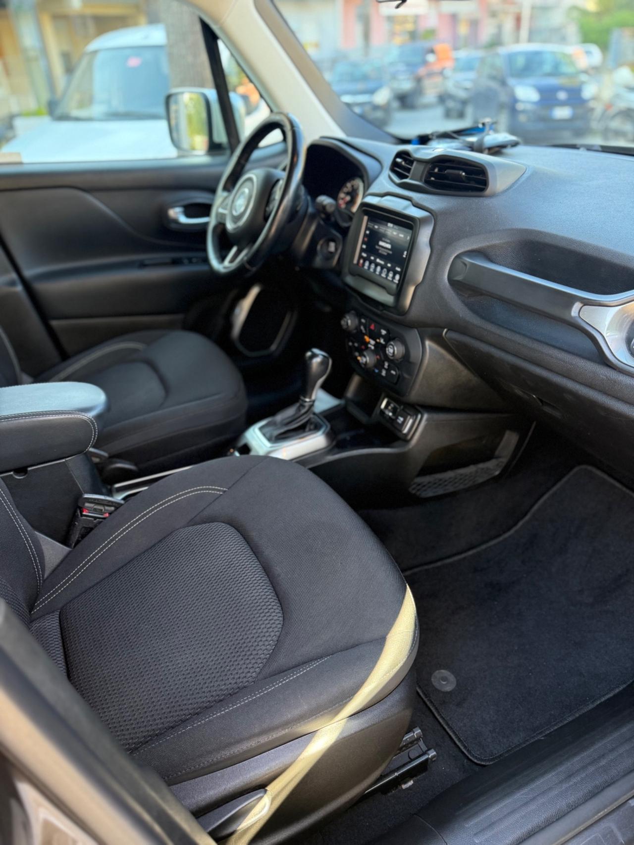 Jeep Renegade 1.6 Mjt DDCT 120 CV Limited