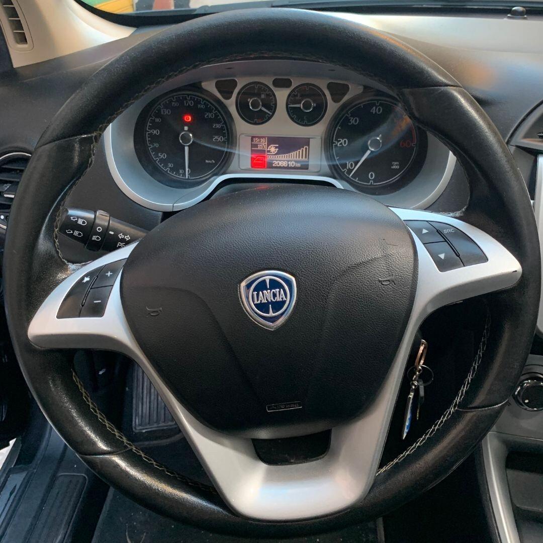 Lancia Delta 1.6 MJT DPF 105 CV Gold