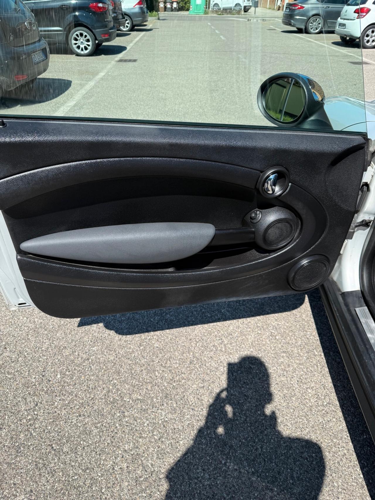 MINI Cooper 1.6 - 12 MESI DI GARANZIA -