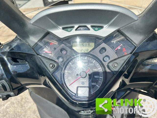 HONDA SH 300 i Bauletto e Visiera inclusi