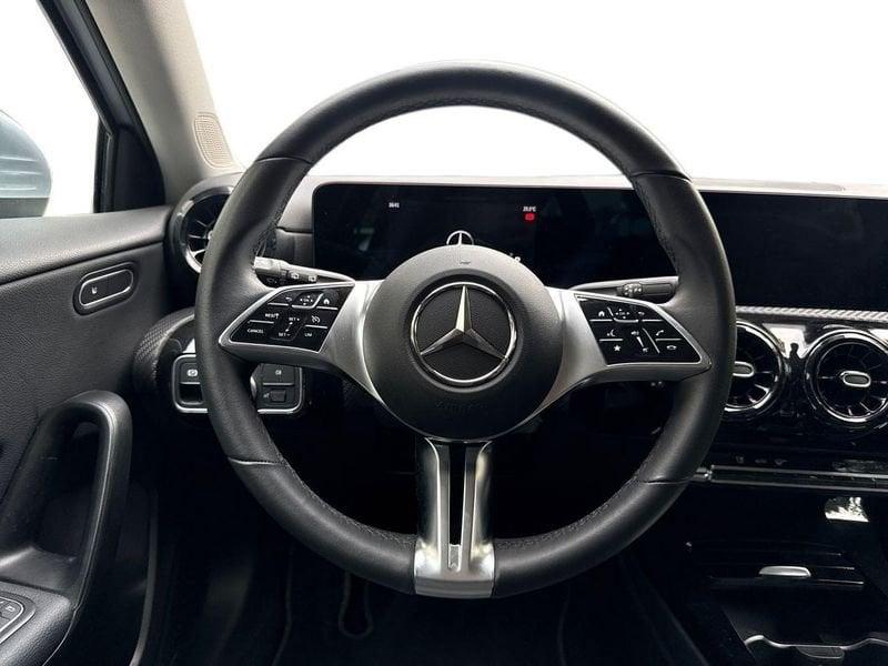 Mercedes-Benz Classe A A 180 d Advanced auto