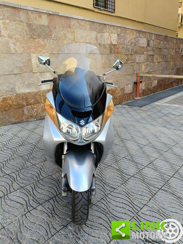 SUZUKI Burgman AN 400 S