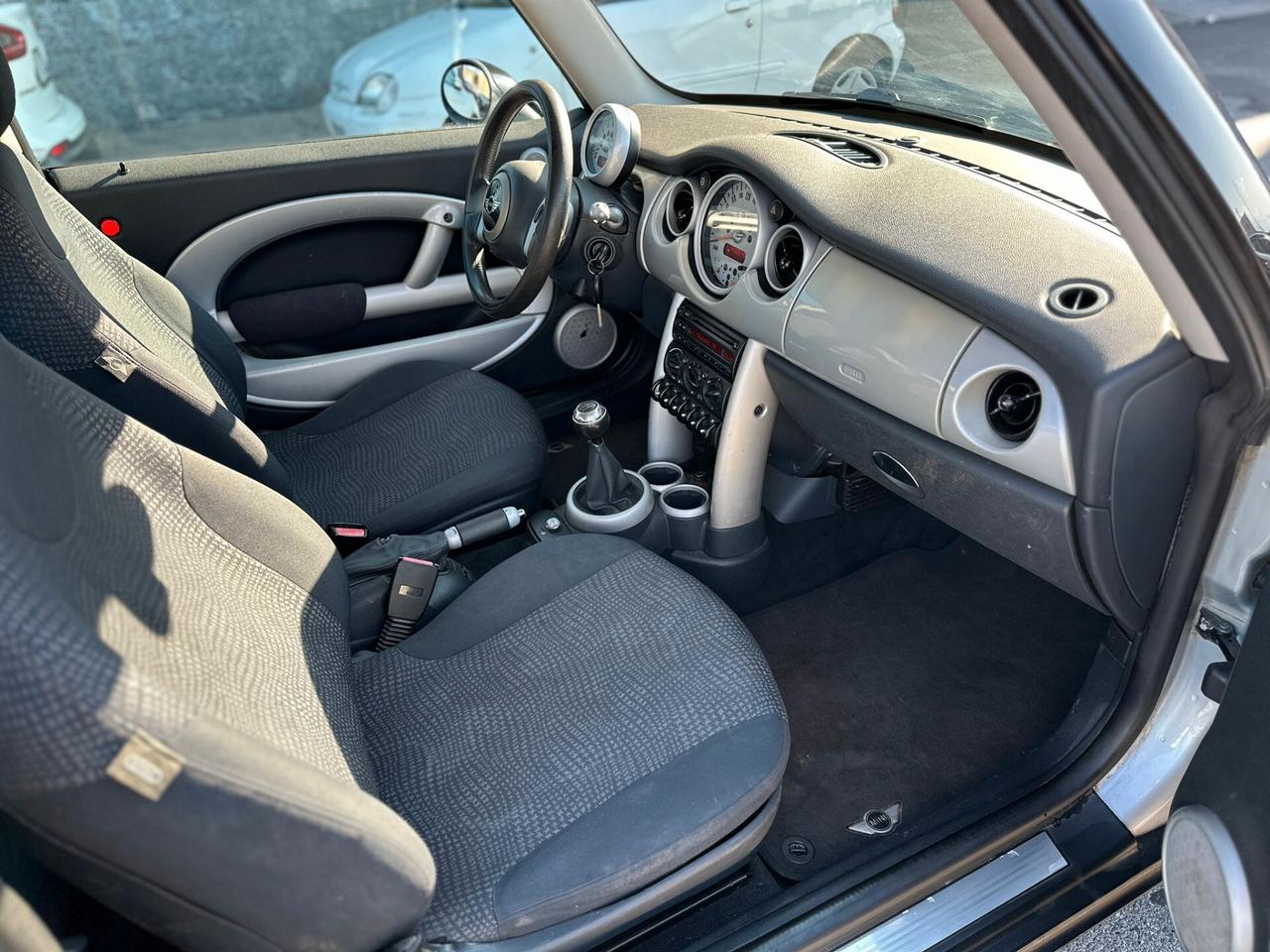 Mini 1.6 16V Cooper