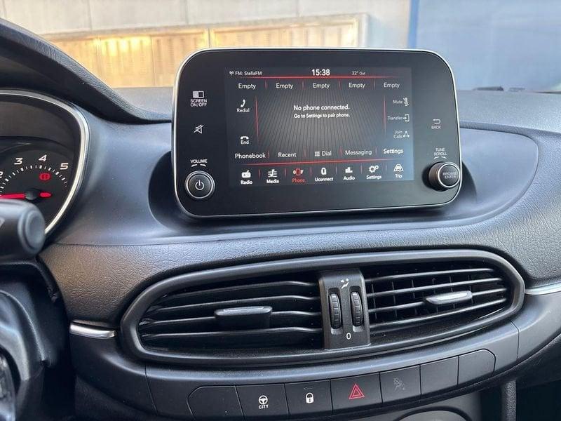 FIAT Tipo Tipo 4p 1.4 Easy 95cv my17