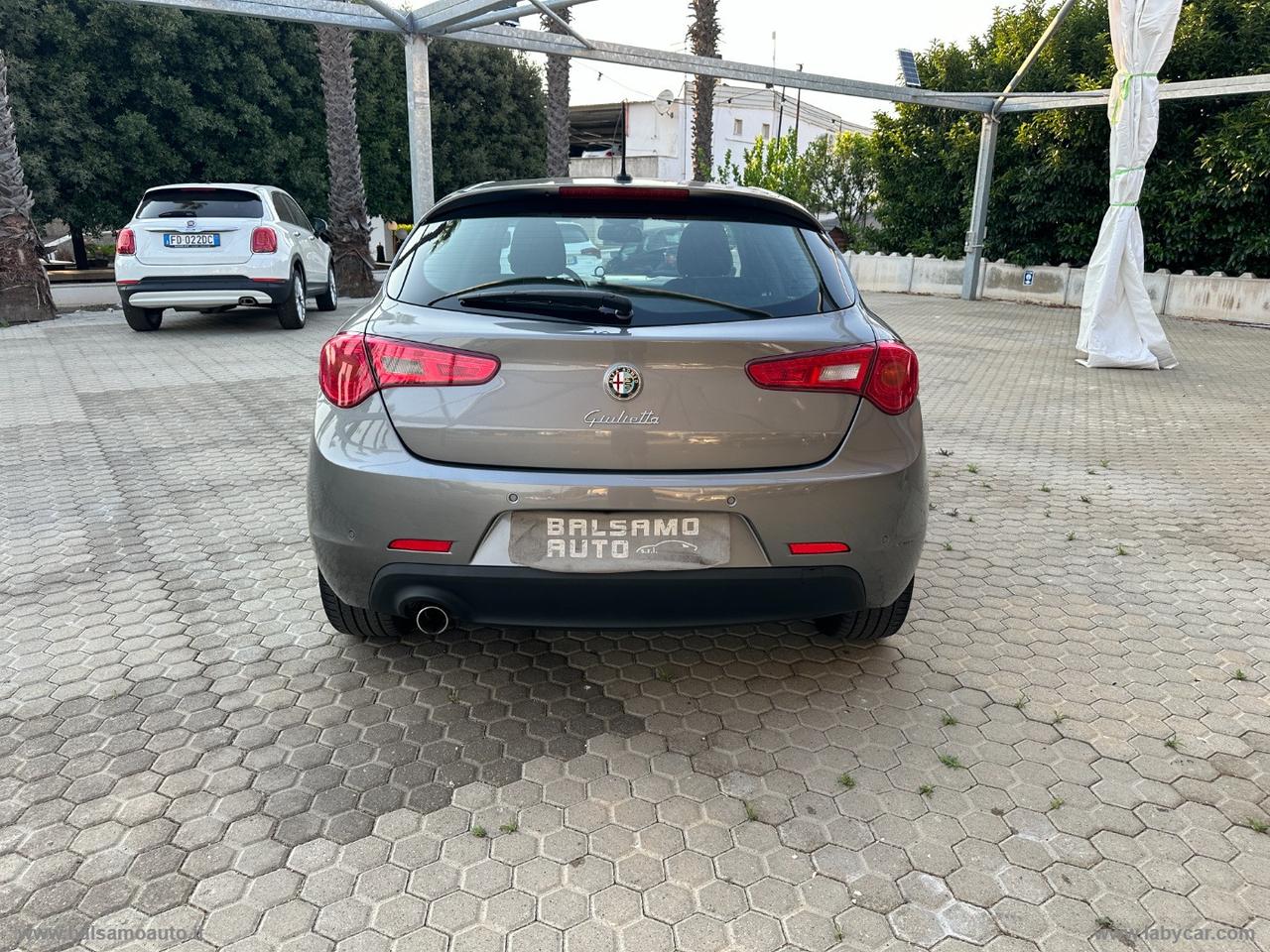 ALFA ROMEO Giulietta 1.6 JTDm-2 105 CV Distinctive