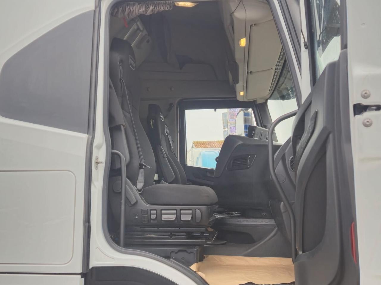 IVECO STRALIS AS440/480 (C80)