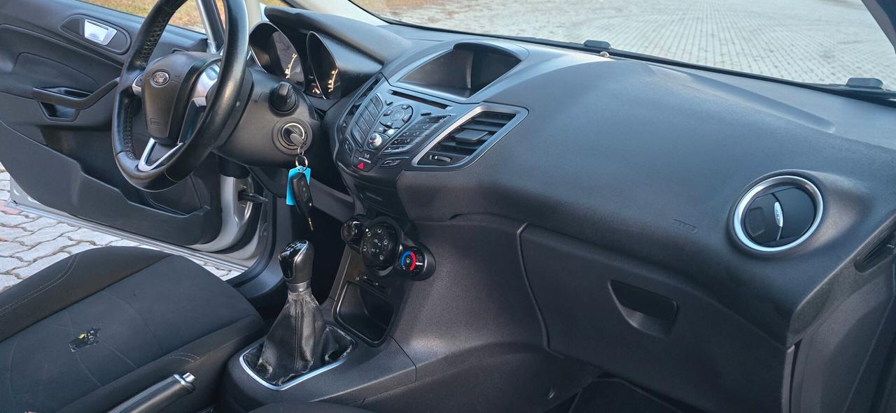 Ford Fiesta 1.2 82 CV 5 porte Titanium