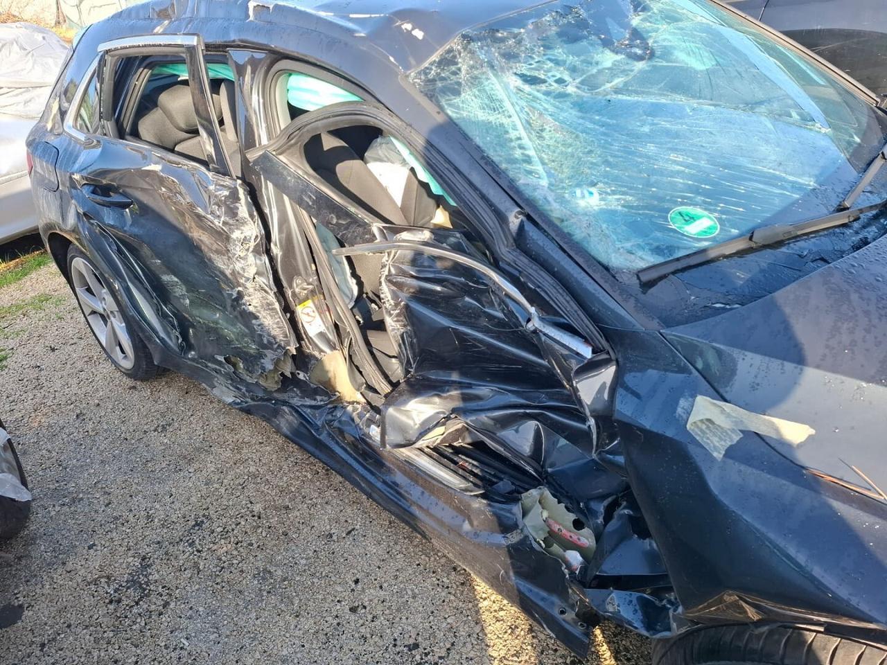 AUDI A3 SPB 30 TDI S TRONIC AUT. SINISTRATA 23