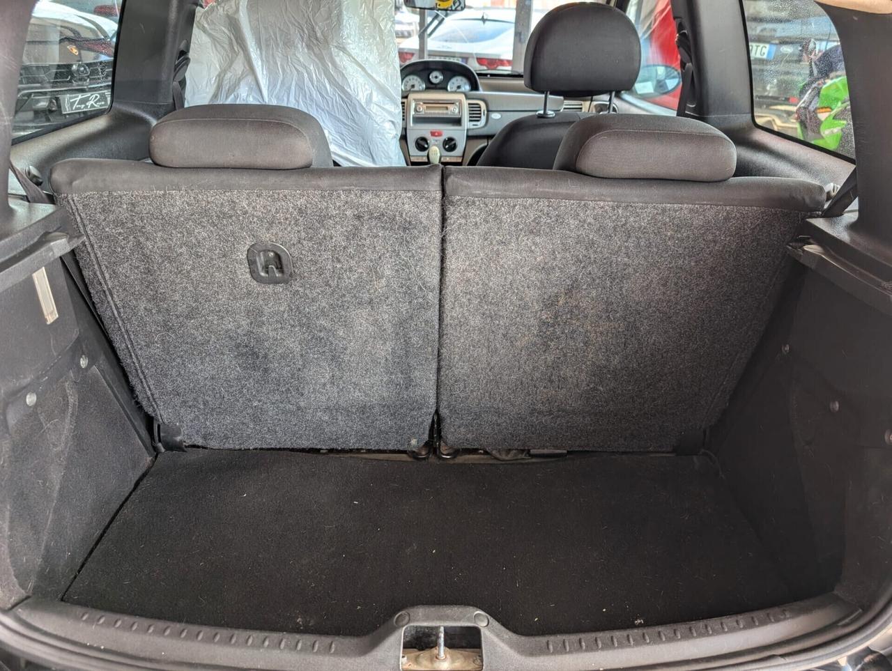 Lancia Ypsilon 1.3 MJT 75 CV