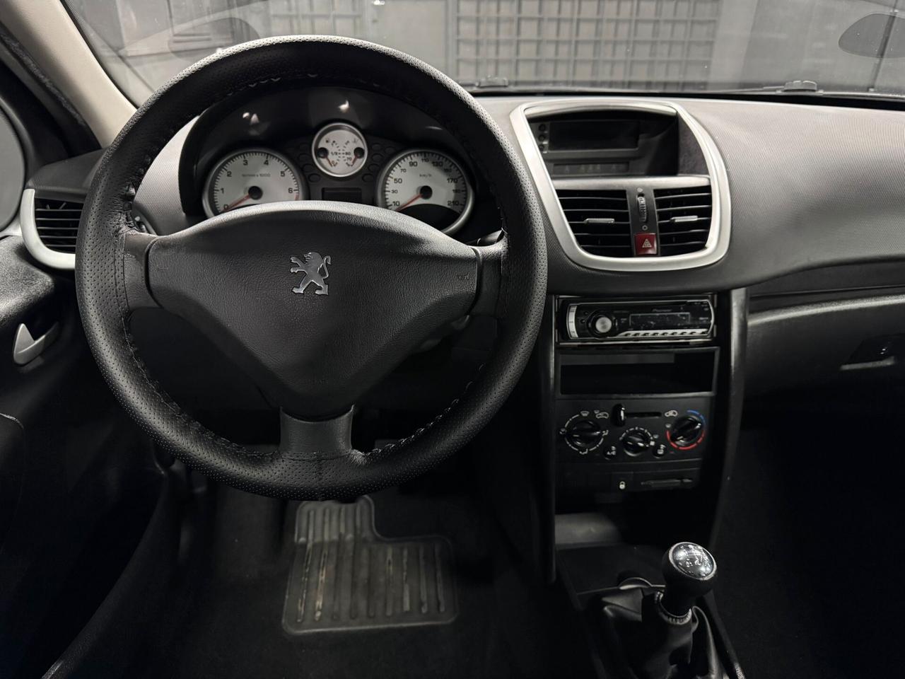 Peugeot 207 1.4 VTi 5p. X Line Neopatentati