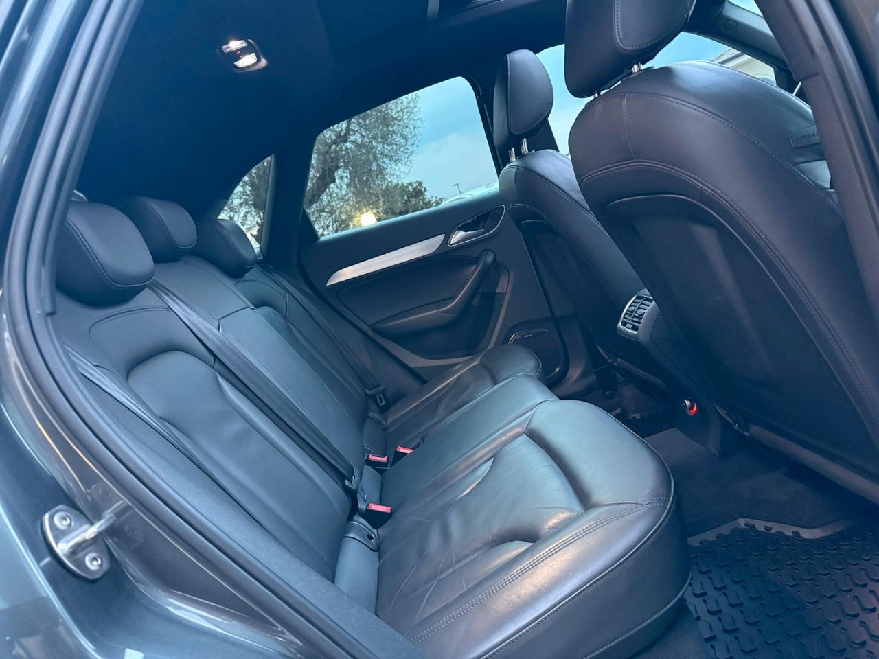 Audi Q3 2.0Tdi 150CV Quatto S-Line S-Tronic Tetto