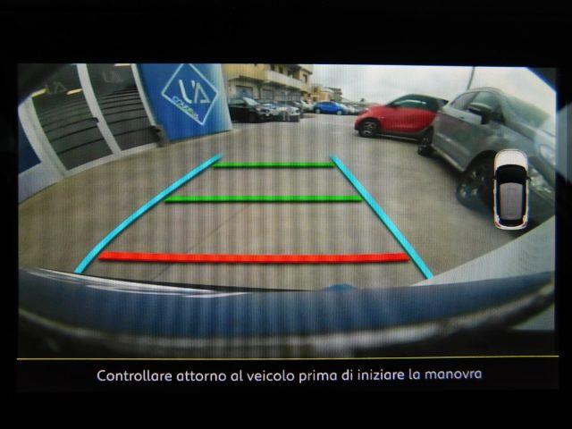 CITROEN C3 1.2 PureTech 83 S&S Shine Bicolore