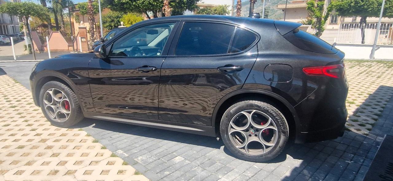 Alfa Romeo Stelvio 2.2 210 CV AT8 Q4 Executive 11/2019 ITALIANA