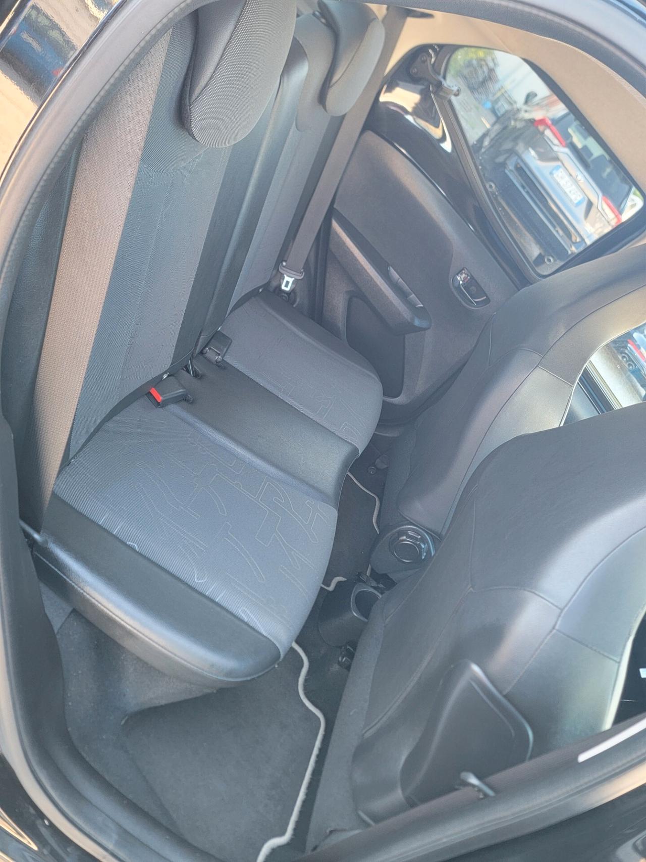 Toyota Aygo 1.0 72 CV x-clusiv GARANZIA UFFICIALE