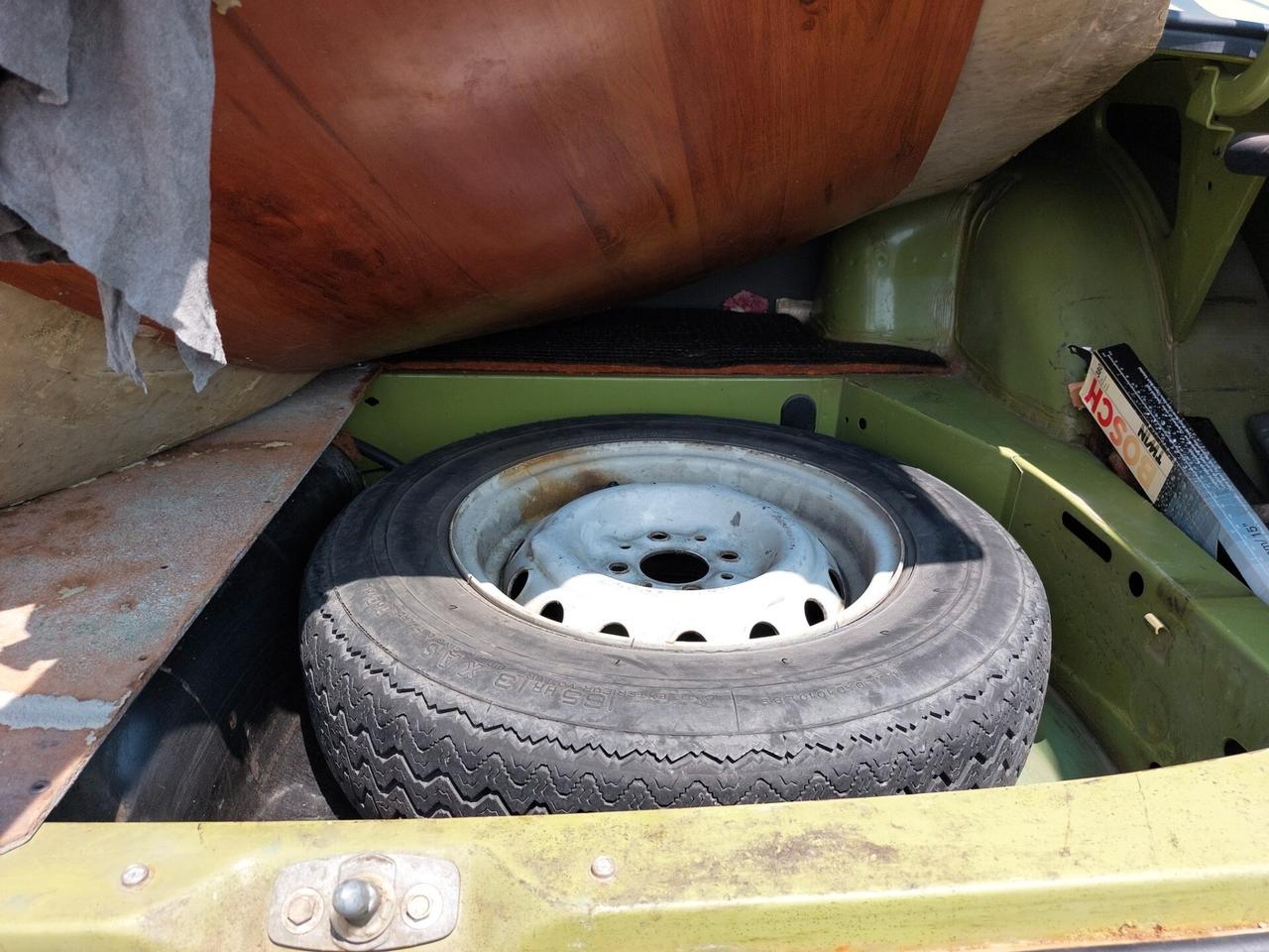 Fiat 124 Coupe 1800 del 1973 con aria-condizionata