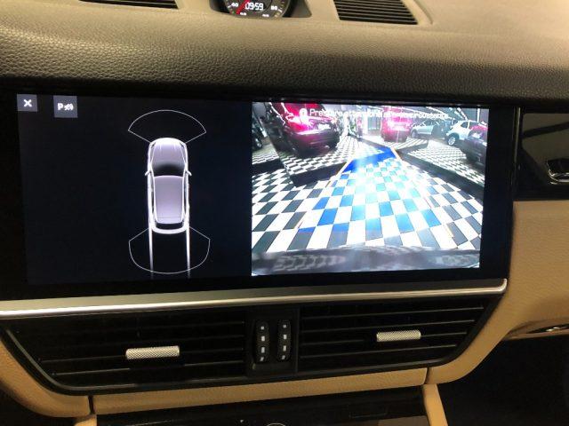 PORSCHE Cayenne 3.0 V6