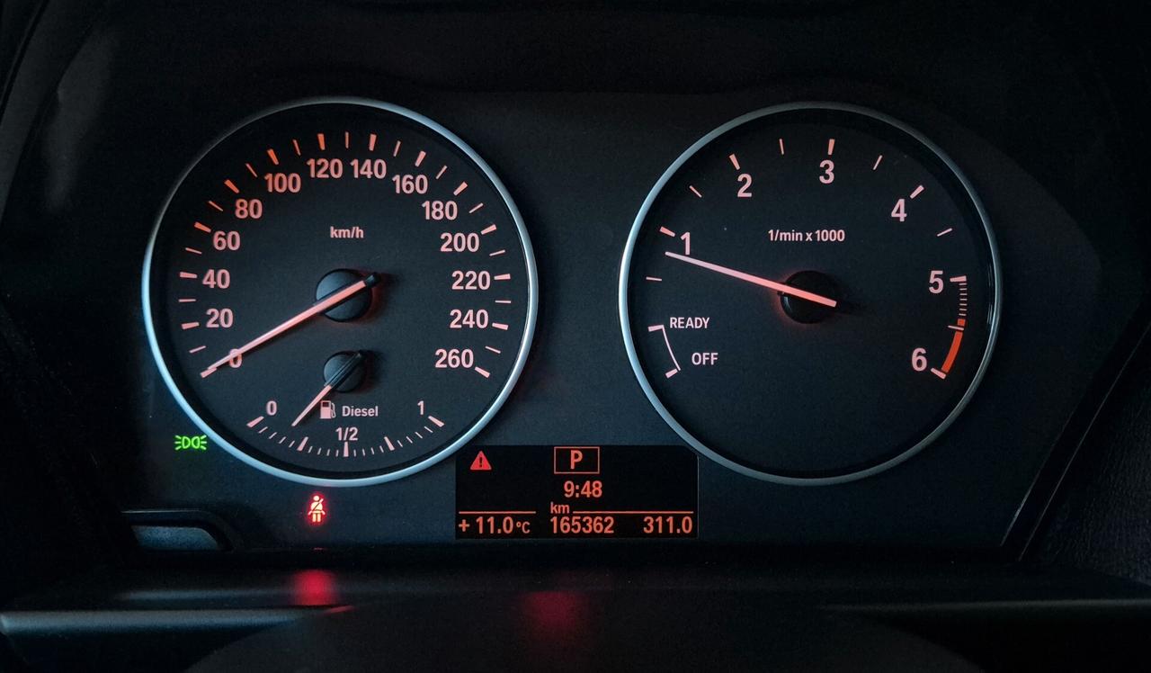 BMW 116 5P 2.0cc 116cv Automatica diesel clima bi-zona