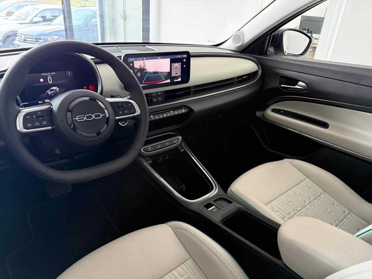 Fiat 600 Hybrid 100 CV DCT MHEV La Prima