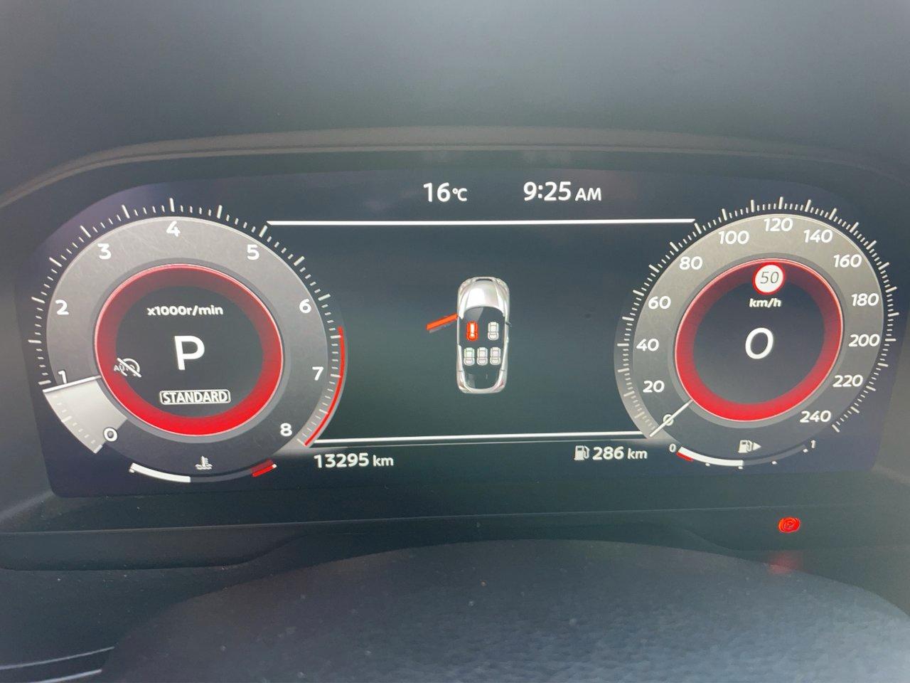 Nissan Juke 1.0 dig-t N-Connecta 114cv dct