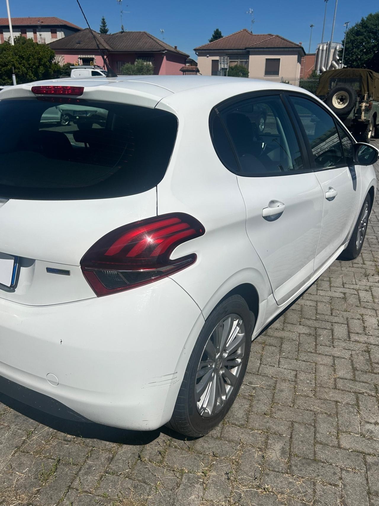 Peugeot 208 PureTech 82 5 porte Active