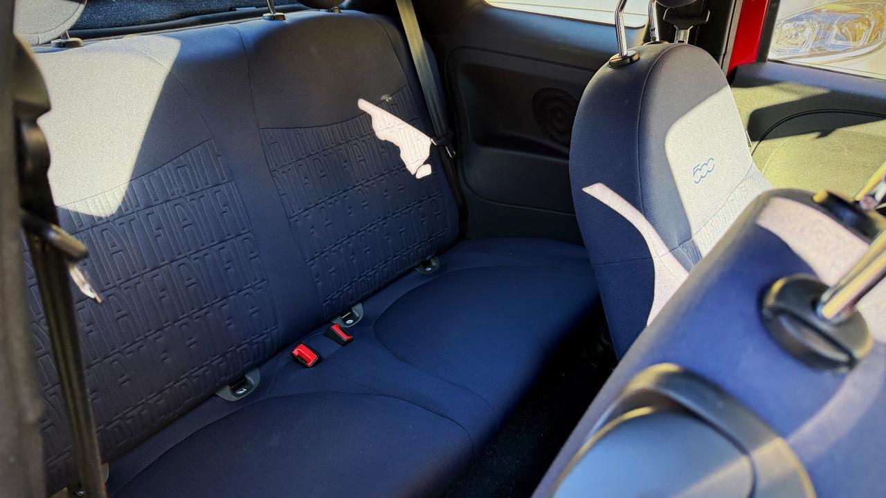 Fiat 500 1.0 Hybrid Club - 10/2022