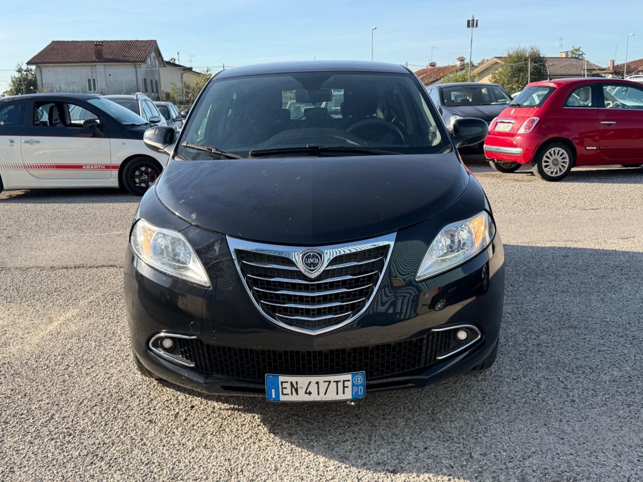 Lancia Ypsilon .
