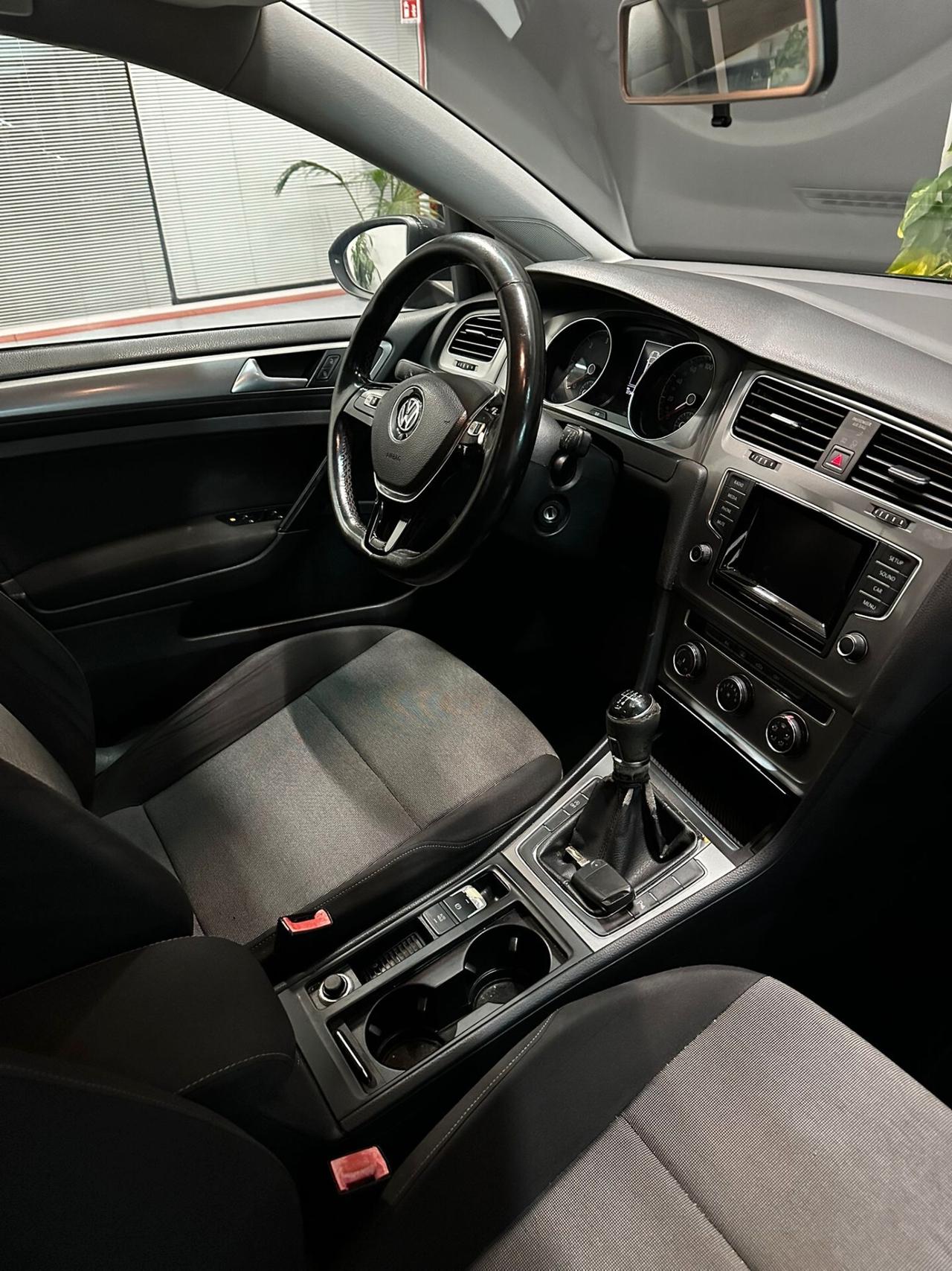 Volkswagen Golf 1.6 TDI 5p. Highline BlueMotion Technology