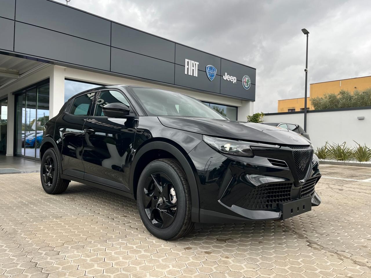 Alfa Romeo Junior 1.2 136 CV Hybrid eDCT6 Automatic