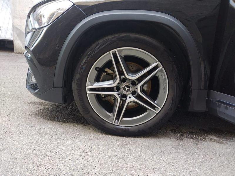 Mercedes-Benz GLA 180 D PREMIUM AUTO