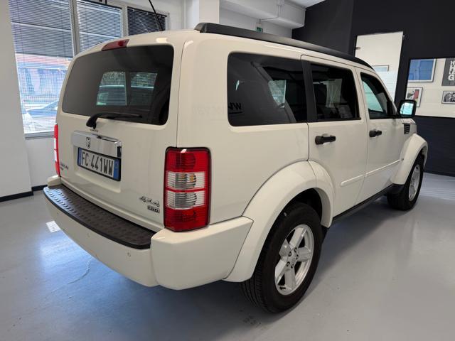 DODGE Nitro 2.8 CRD DPF SXT 4WD Auto