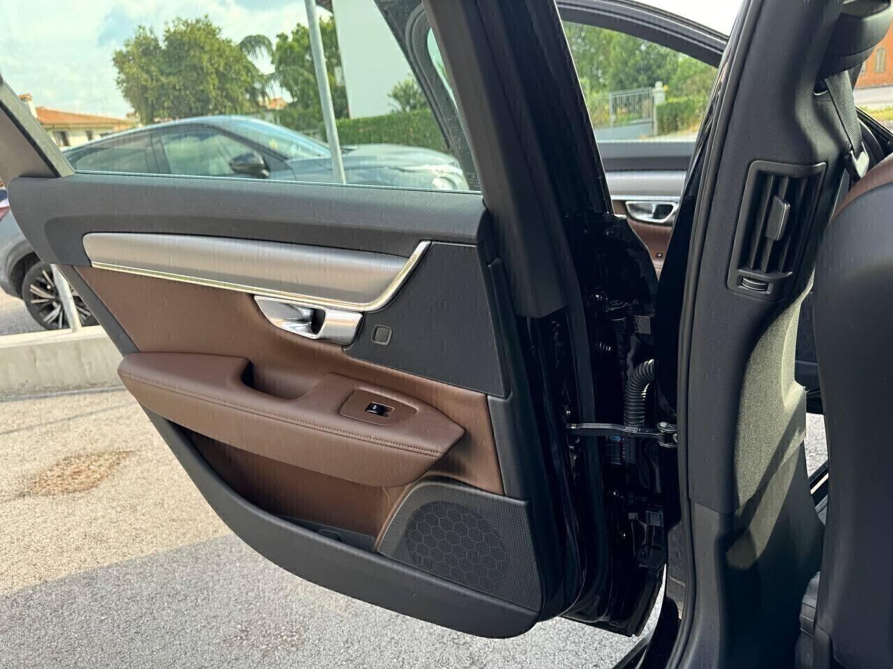 Volvo V90 D4 Momentum Unico Proprietario GUIDA INT