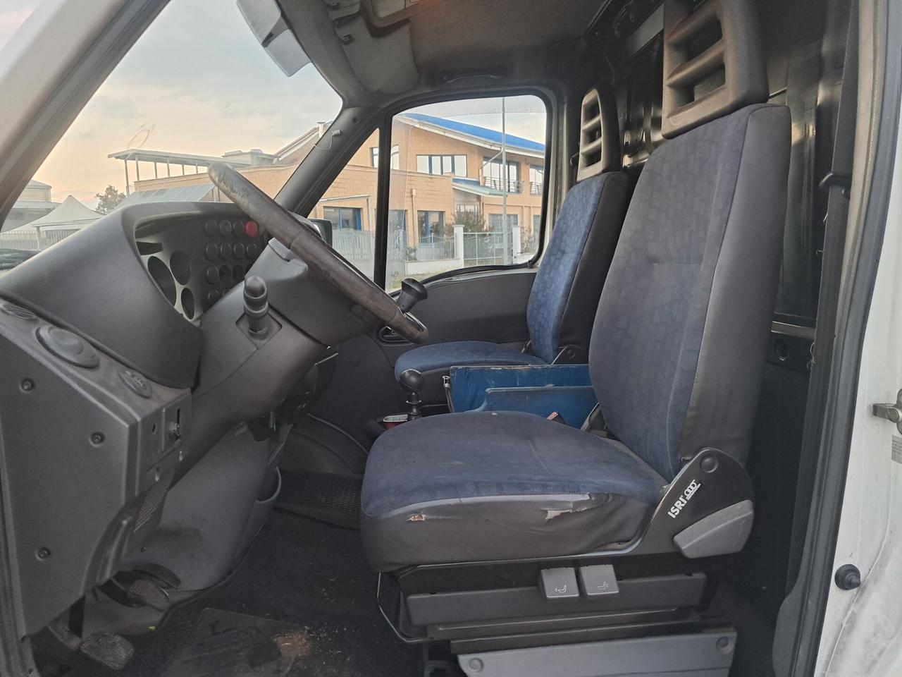 OFFICINA MOBILE DAILY
