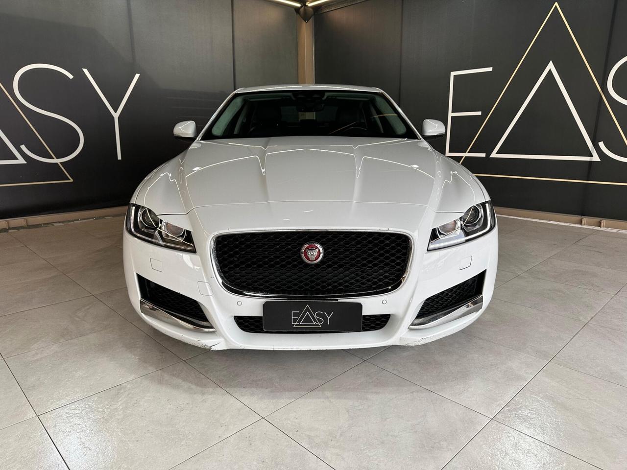 Jaguar XF 2.0d i4 Prestige 180cv my19