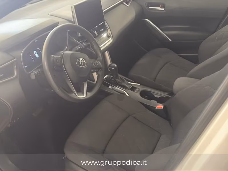 Toyota Corolla Cross 2.0h Trend fwd 197cv e-cvt