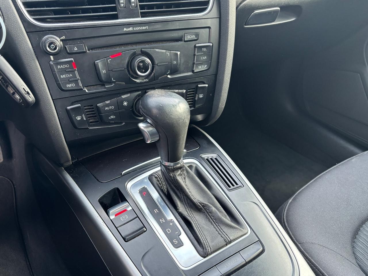 Audi A4 Avant 2.0 TDI 143cv automatica