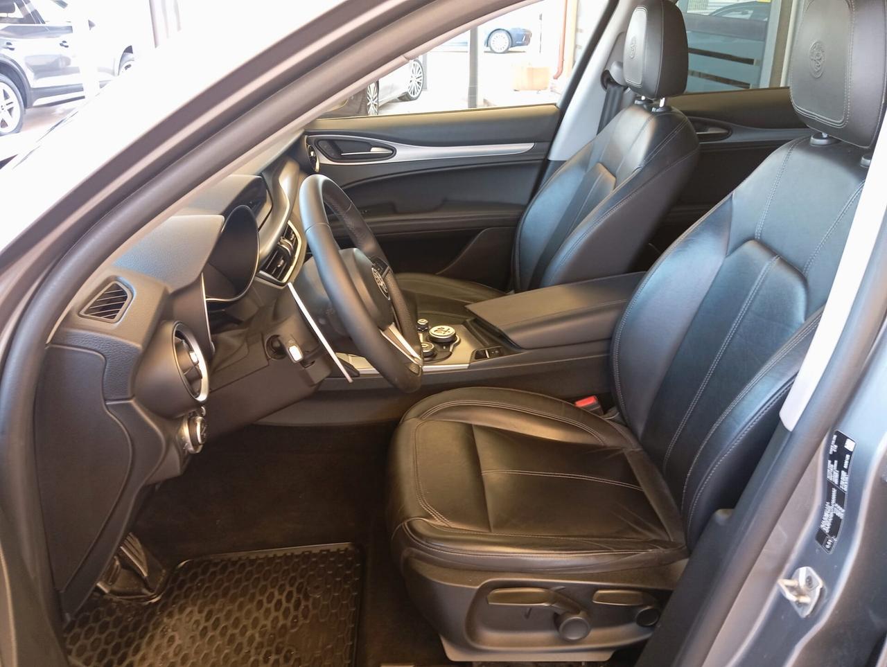 Alfa Romeo Stelvio 2.2 Turbodiesel 210 CV AT8 Q4 Veloce