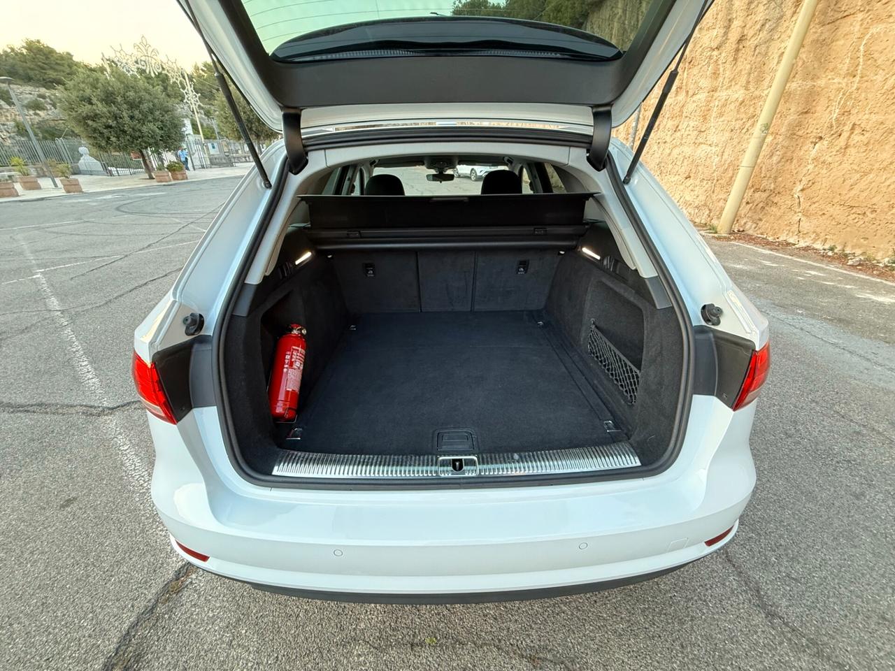Audi A4 Avant/2.0 S TDI 150 CV/NAVI/LED/CERCHI 17"