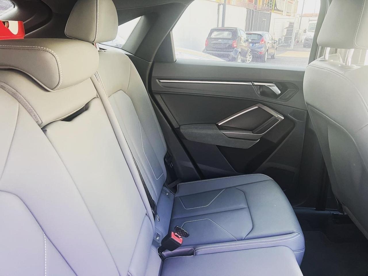 Audi Q3 35 TDI S tronic line edition