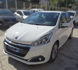 Peugeot 208 PureTech 82 5p. GPL Allure