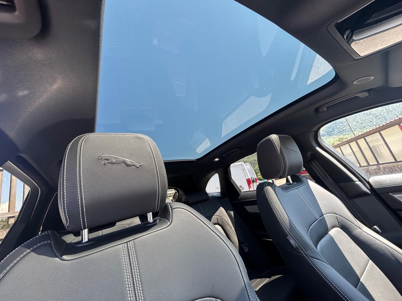Jaguar F-Pace 2.0 D 204 CV AWD aut. R-Dynamic SE