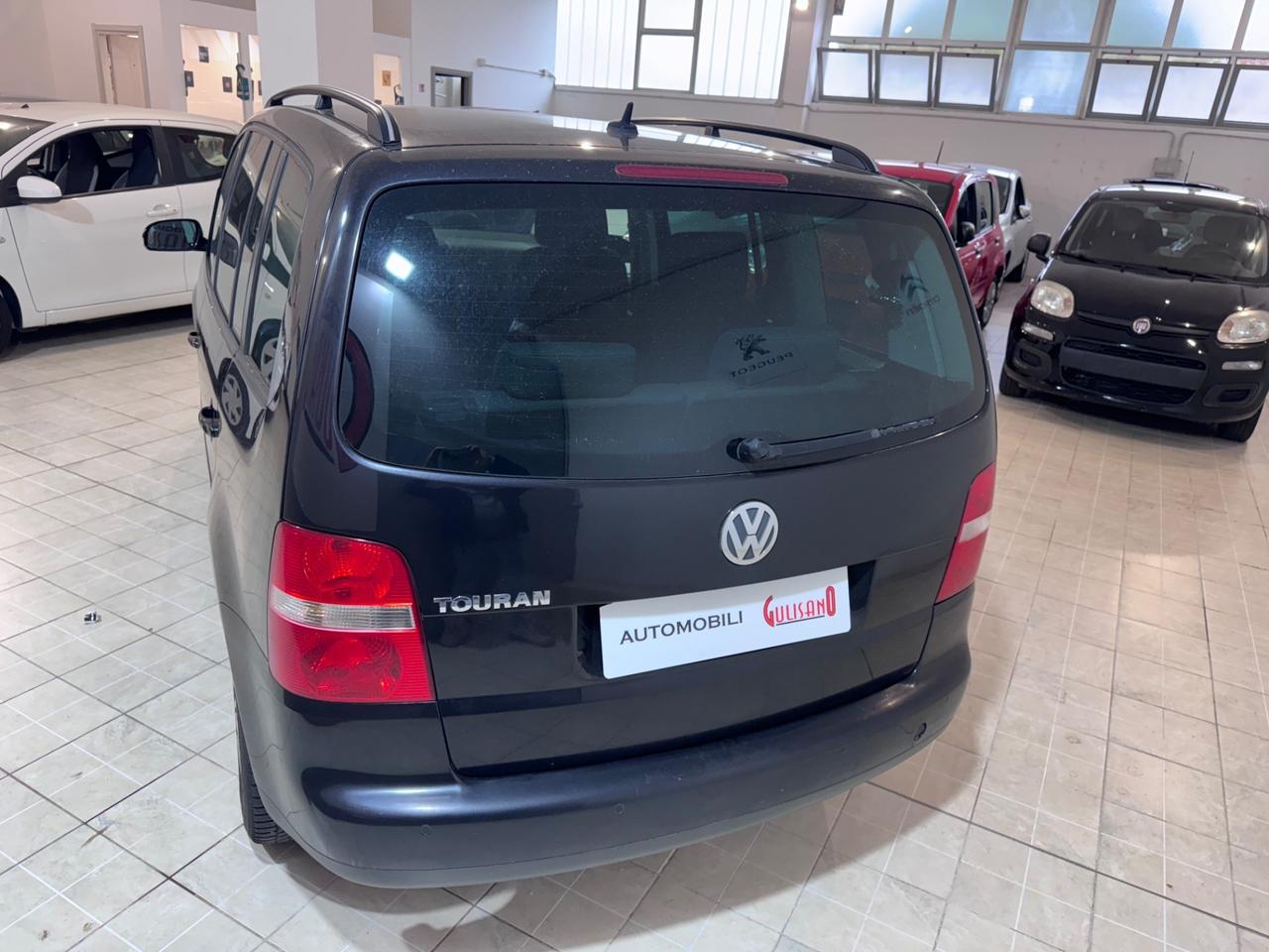 Volkswagen Touran 1.6 16V FSI Highline