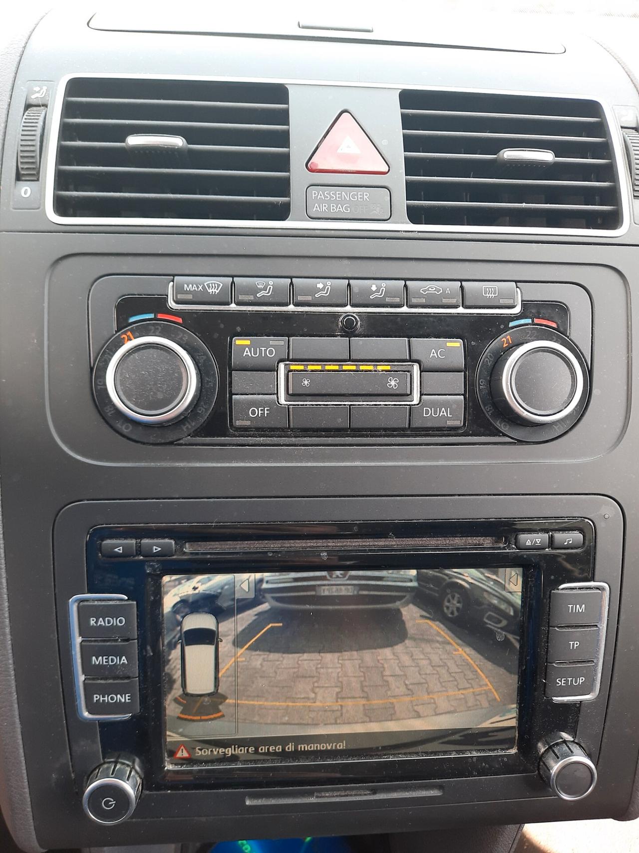 Volkswagen Touran 2.0 TDI 140 CV 7 POSTÌ