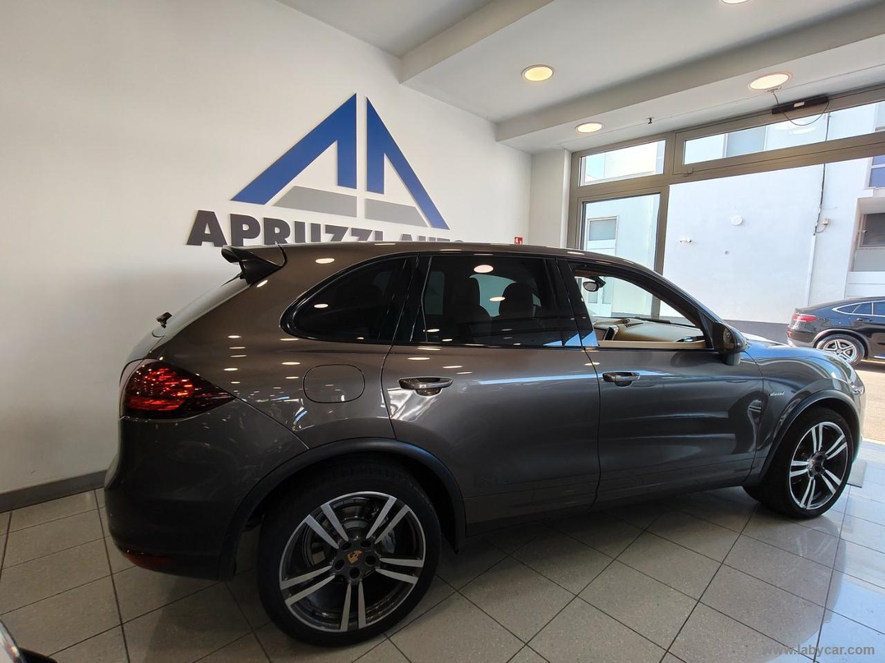 PORSCHE CAYENNE 3.0 V6 TDI 245CV TIPTRONIC