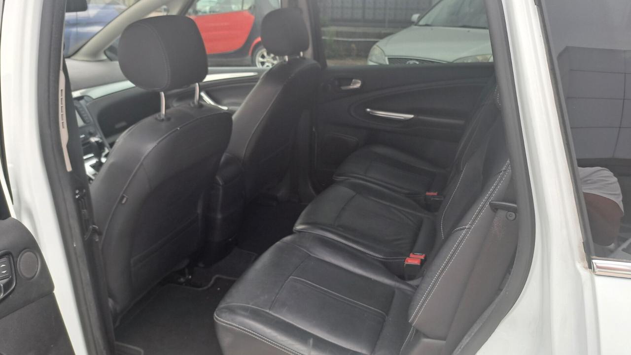 Ford S-Max 2.0 TDCi 163CV Powershift 7 posti Titanium Nav