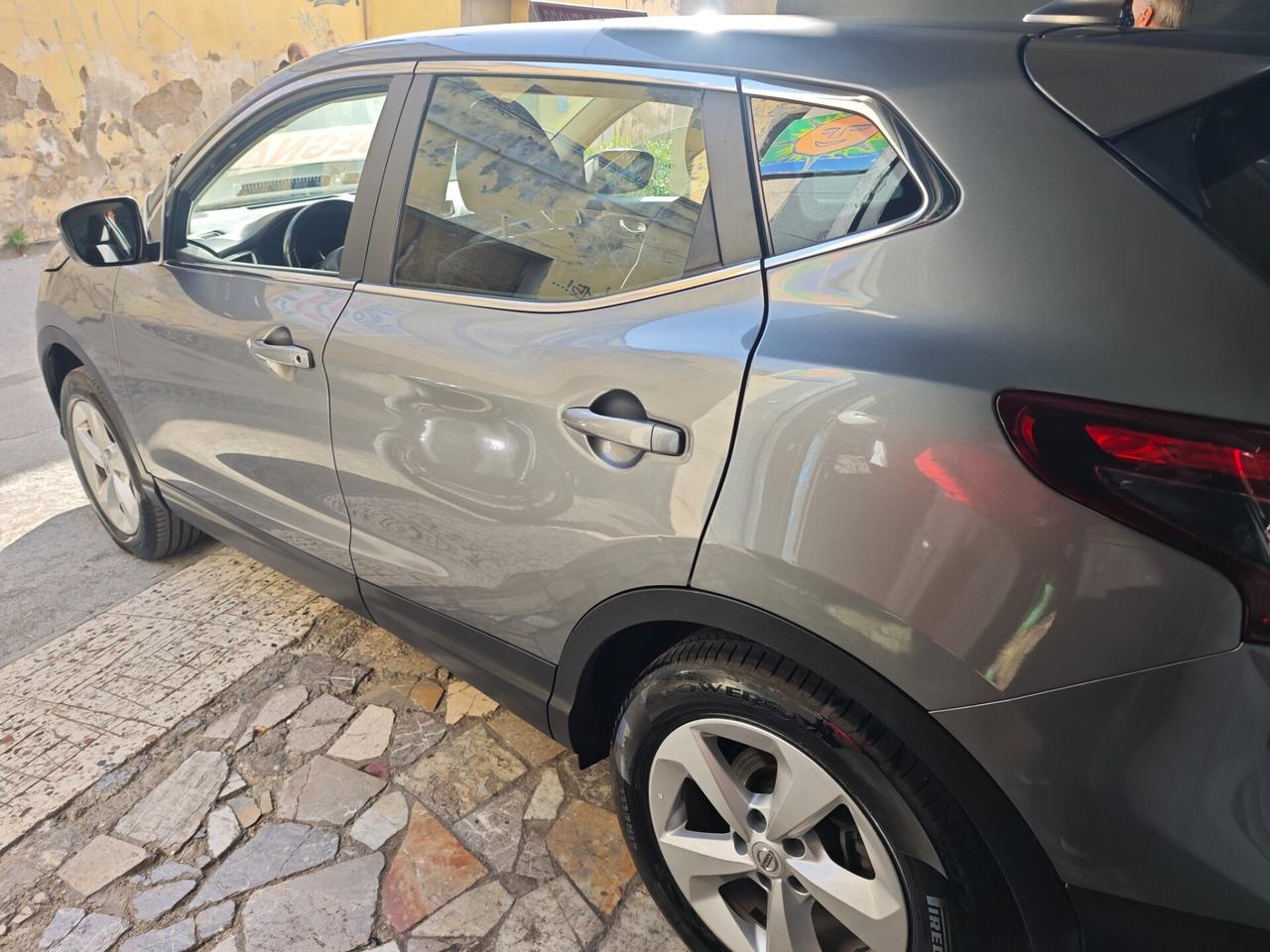 Nissan Qashqai 1.3 DIG-T 140 CV Business