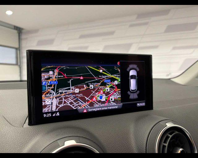 AUDI Q2 30 TDI S tronic Business