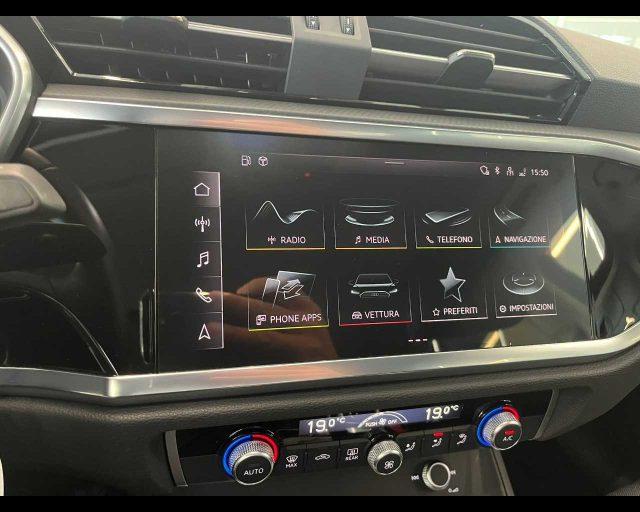 AUDI Q3 35 TDI S tronic Business Advanced