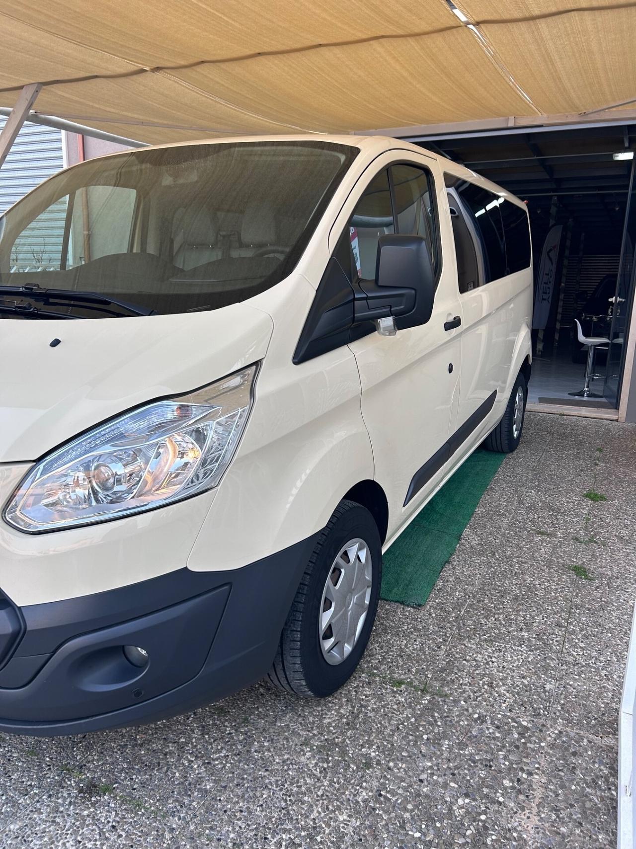 Ford Transit Custom 340 2.0 TDCi 130 PL Combi Tren