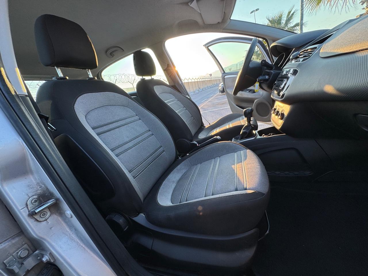 FIAT PUNTO EVO 1.4 BENZINA GPL 12 MESI DI GARANZIA